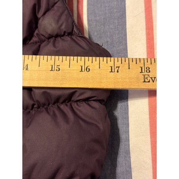 Athleta Downabout Asymmetric Puffer Vest Wild Raisin Maroon No Flaws - Picture 12 of 15